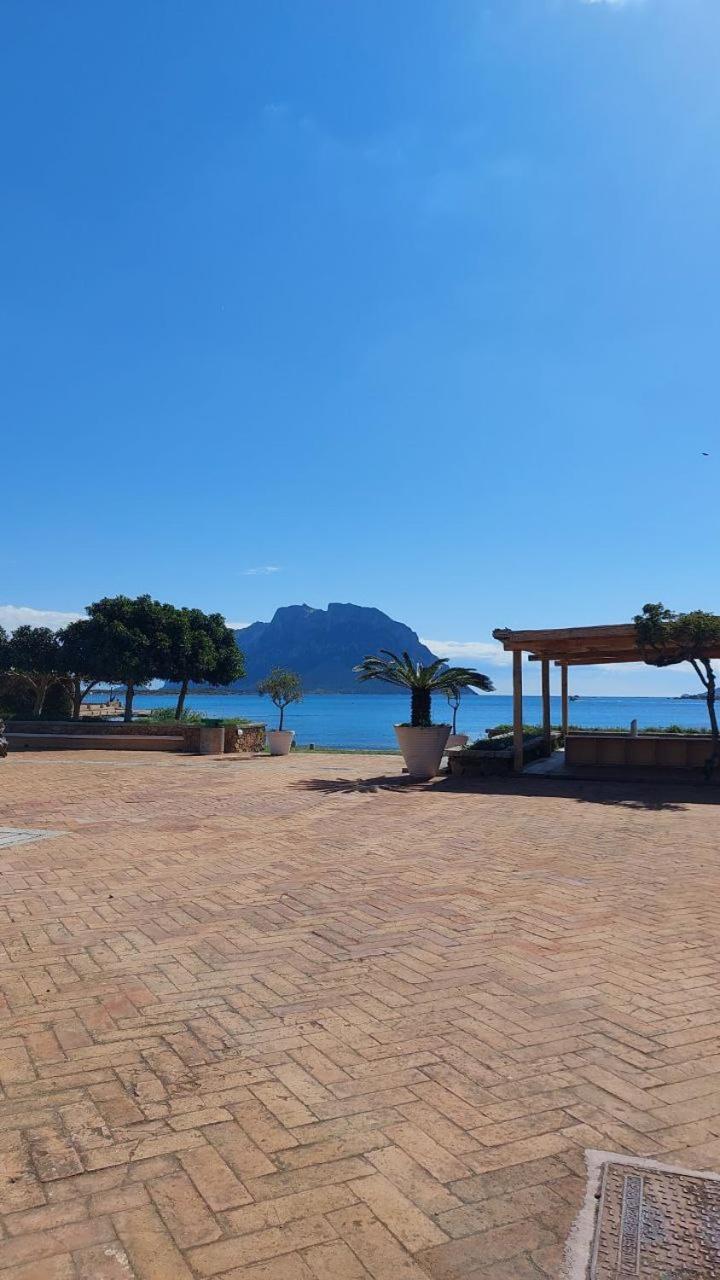 Appartamento A 50 Mt Dal Mare Porto San Paolo  Quarto foto